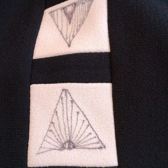 Kenar Black Vintage Sheath Dress - Picture 10 of 10